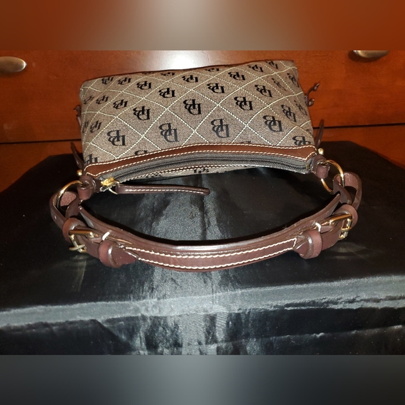 Donney and Bourke Monogram Handbag - Picture 6 of 9